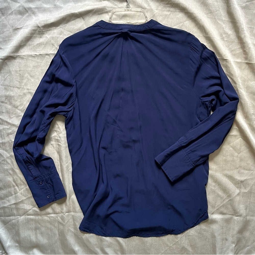 Old Navy Deep Blue Garment - Picture 5 of 8
